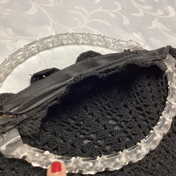 CROCHET BAG CLUTCH WITH LUCITE HANDLES. FABULOUS🖤🖤🖤🖤🖤 - Picture 7 of 14